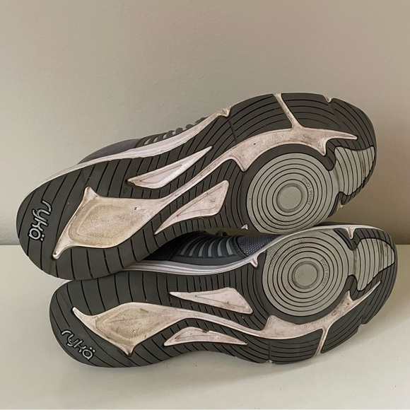 Ryka Women Grafik Flow Grey Sneaker Tennis Shoe Size 6 New Balance Insole - Picture 6 of 8